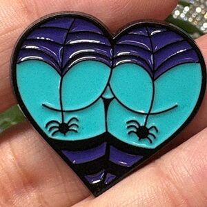 SEXY BUM Heart-Shaped Blue and Purple Enamel Pin super glossy